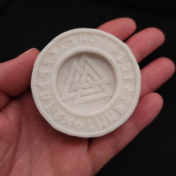 Viking Platform - Picture 2 of 5